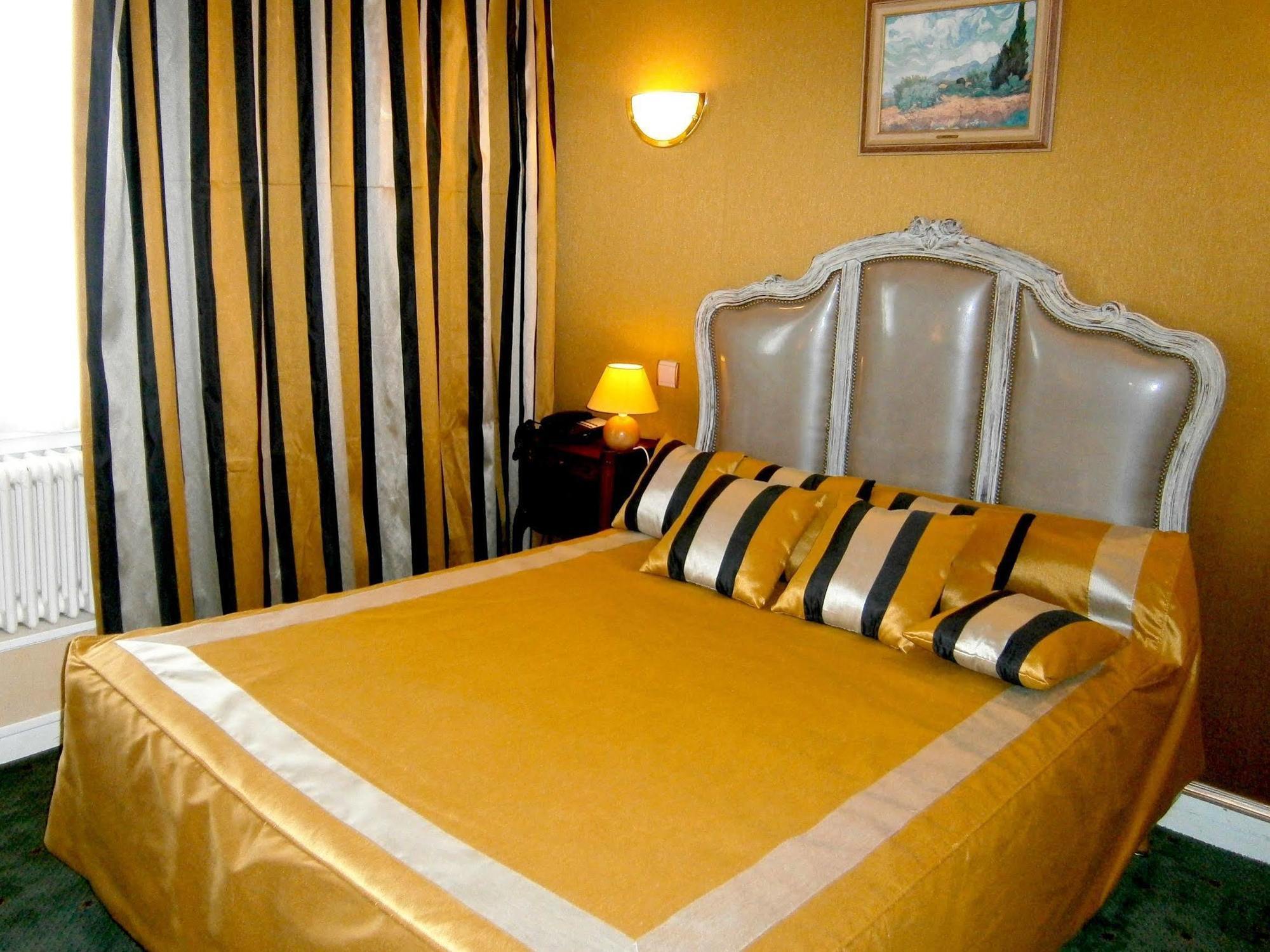 Hostellerie Du Grand Sully Luaran gambar